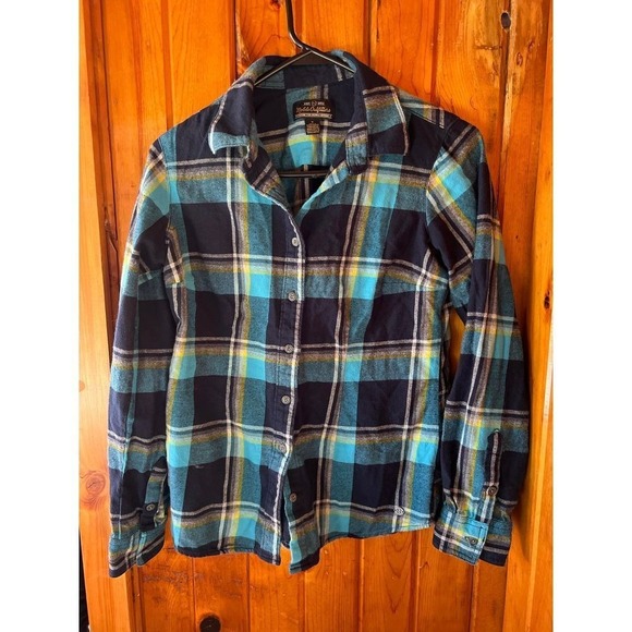 Noble Outfitters Cozy Plaid Flannel Button-Down Blue‎ & Turquoise Pattern Size M - Picture 1 of 4